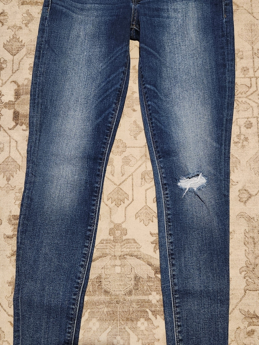 Lucky Brand Dark Blue Skinny Jeans with Knee Distress
